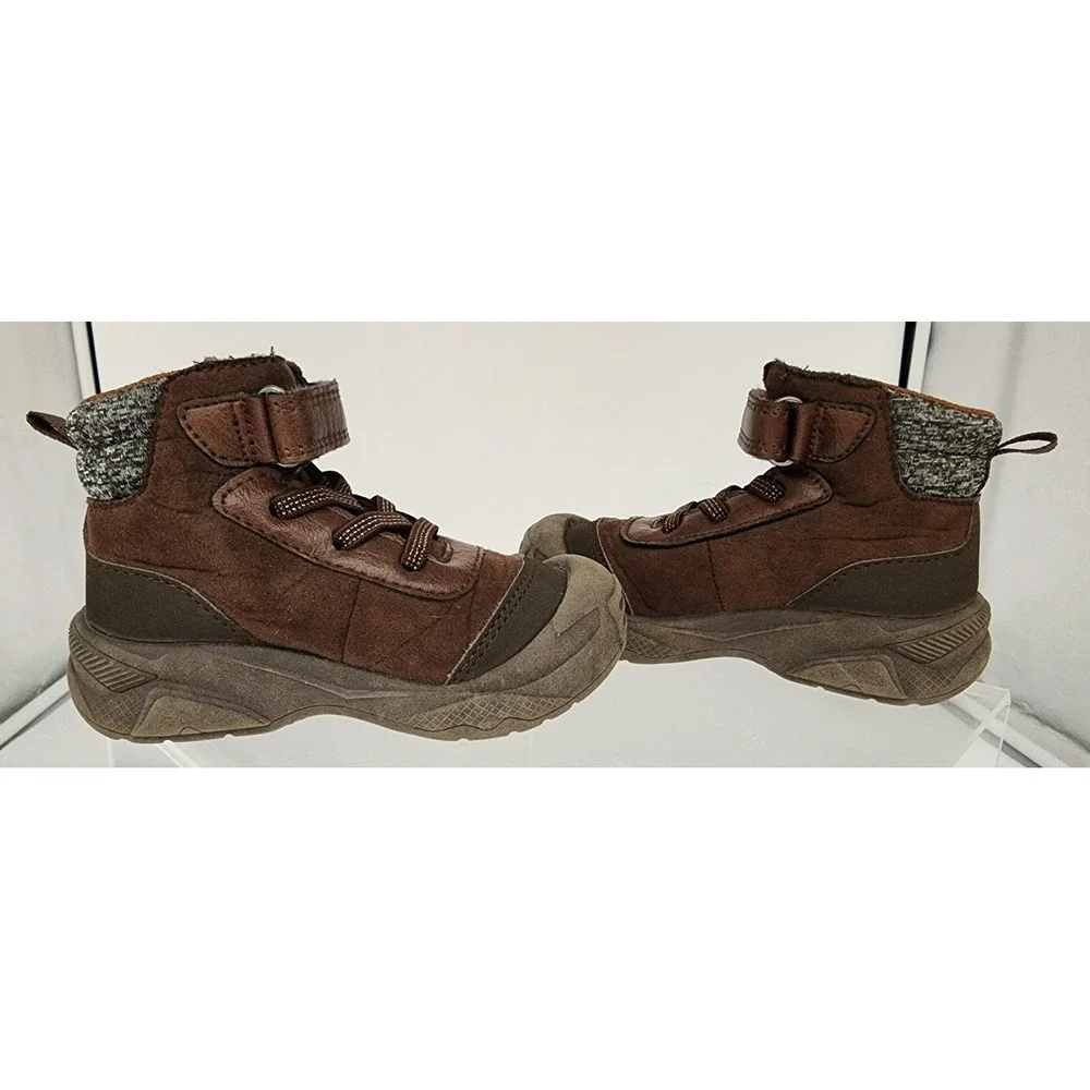 OshKosh B'Gosh Dominik Boots Kids Size 5M Toddler Brown High Top Sneakers